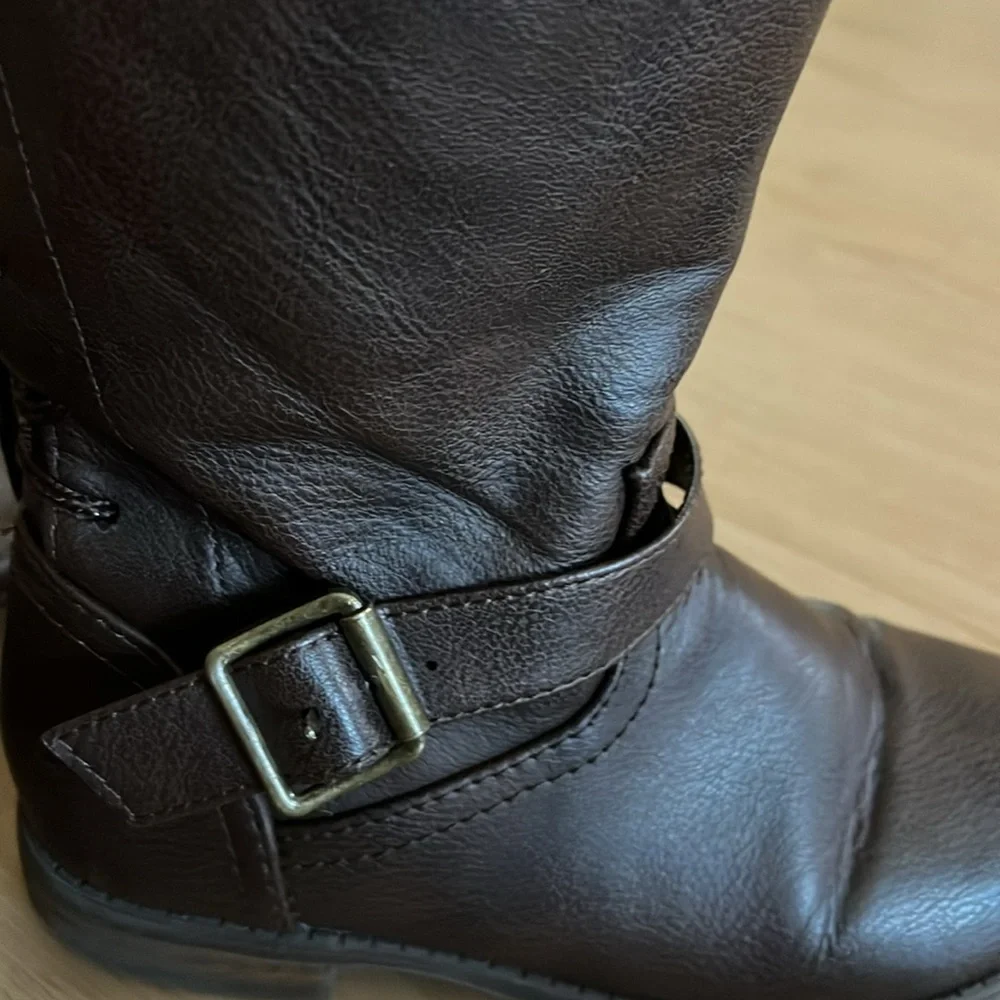 GIRLS BROWN WESTERN STYLE BOOTS SIZE 12 KNEE LEGNTH